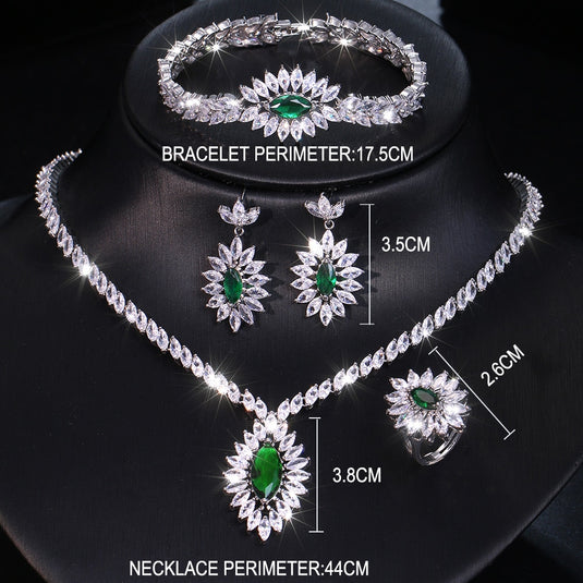 Conjunto de Colar Brinco Bracelete e Anel com Zircônias e Pedras na cor Verde Esmeralda