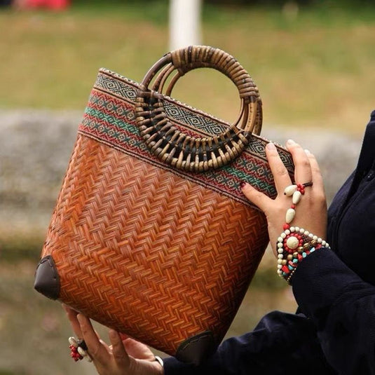 Bolsa de Praia de Palha com Alças de Bambu Sarí - SEREIA DE LUXO BEACH WEAR