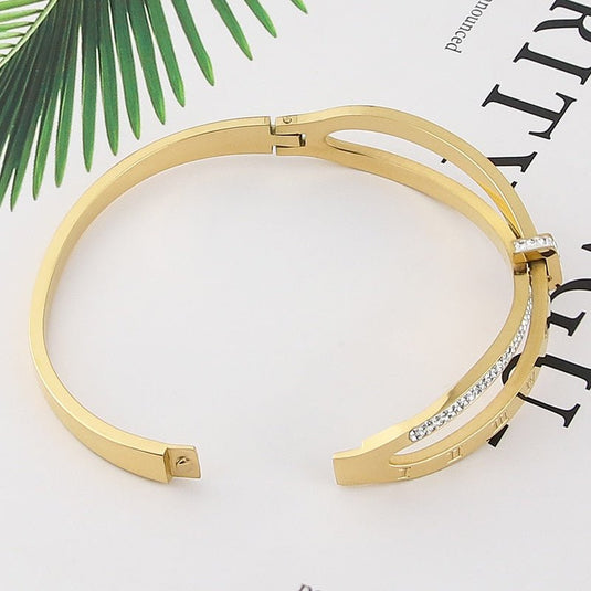 Bracelete Romano em Aço Inoxidável e Cravação em Zircônias - SEREIA DE LUXO BEACH WEAR